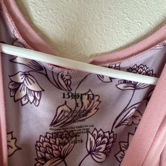 Born Tank top 🛍 - Picture 2 of 3